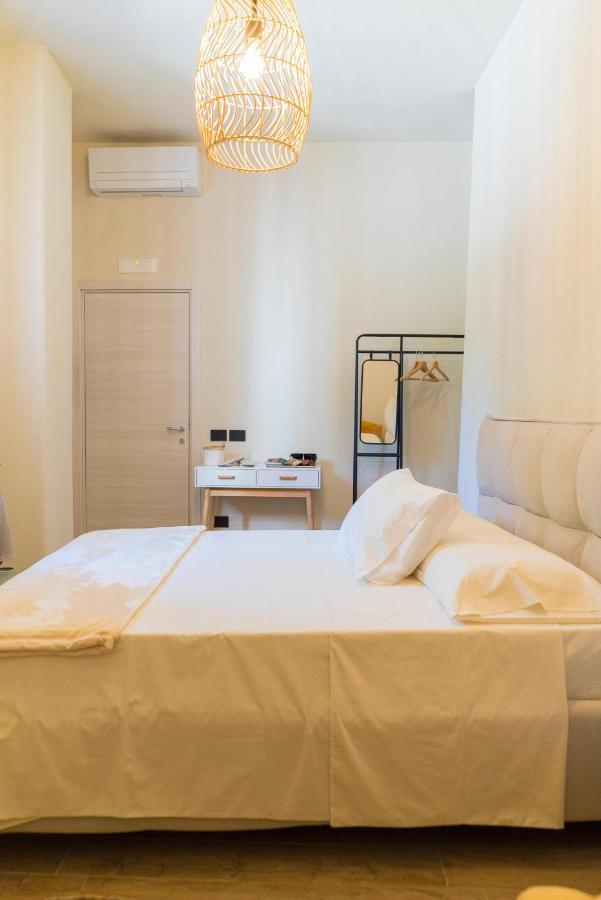 Tesoro Nascosto B&B Salerno Exteriör bild